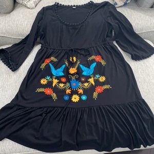 ☘️ 3/$30 Embroidered Black Dress Sz Lg